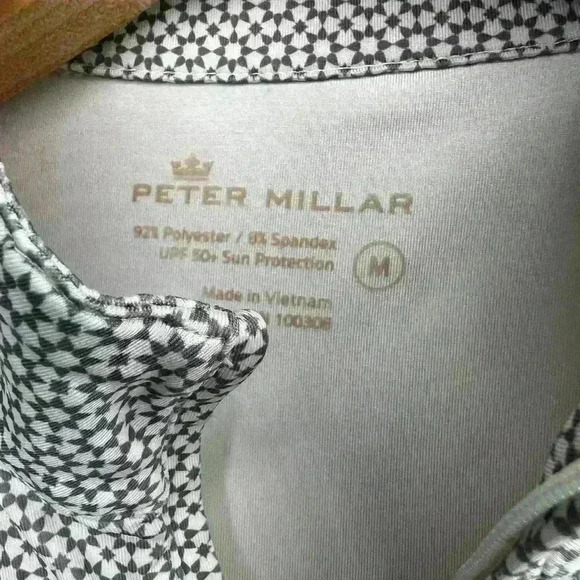 Peter Millar Women’s Quarter Zip Pullover. Size Medium - Picture 4 of 6